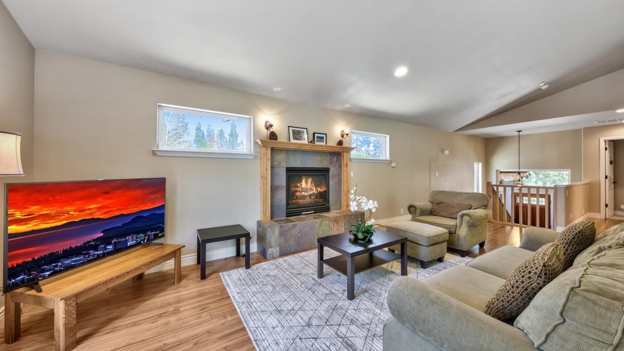 Photo of Livingroom in Tahoe Paradise