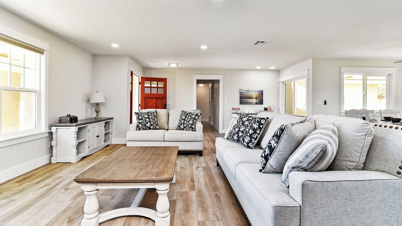 Photo of Livingroom in Lompoc