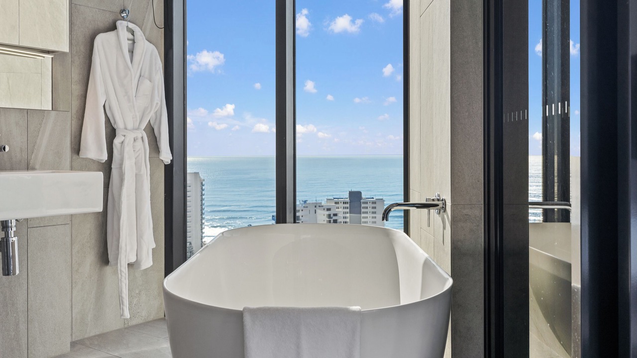 Photo of Bathroom in Broadbeach