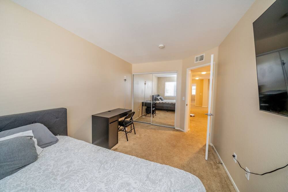 Photo of Bedroom in Mira Loma