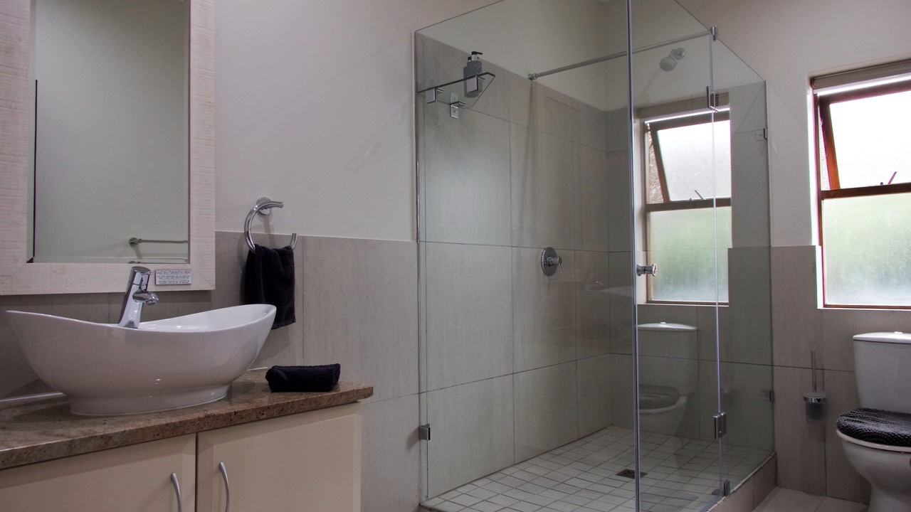 Photo of Bathroom in Jeffreys Bay