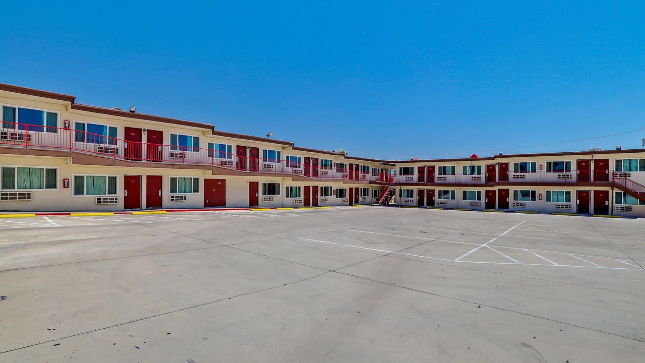 Photo of Outdoor in Needles