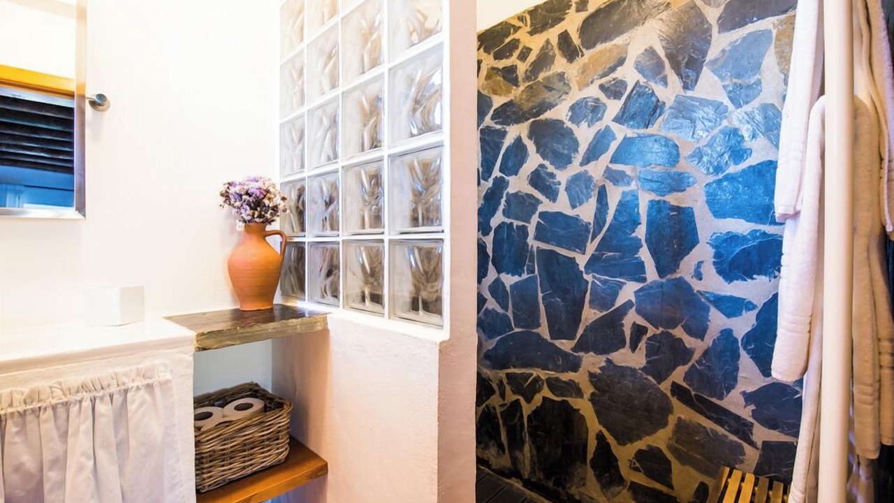 Photo of Bathroom in Juromenha