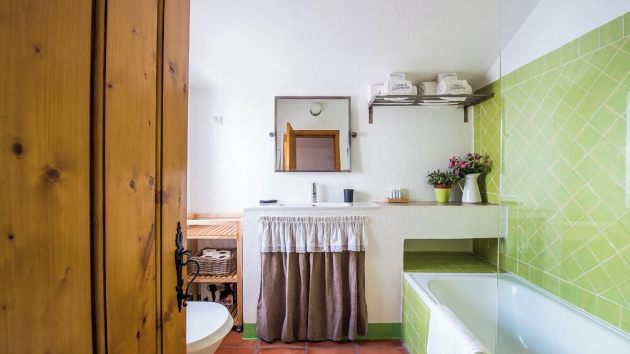 Photo of Bathroom in Juromenha