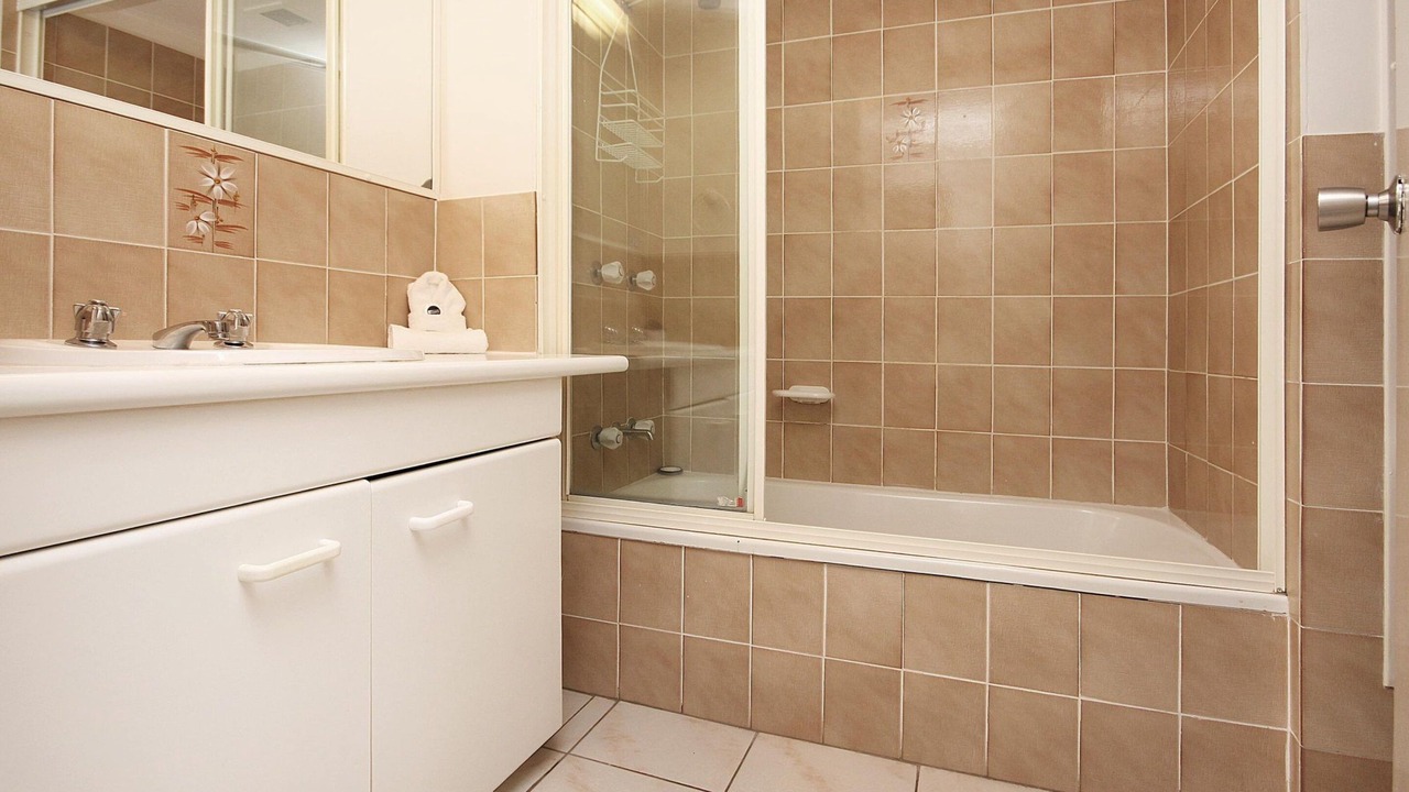 Photo of Bathroom in Mermaid Beach