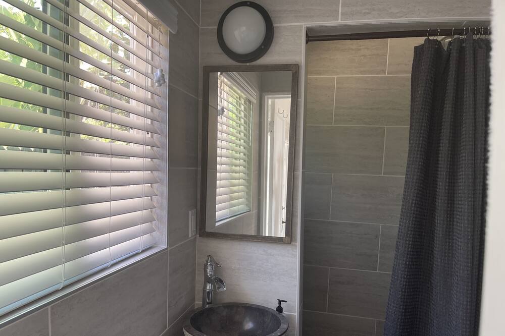 Photo of Bathroom in Summerland