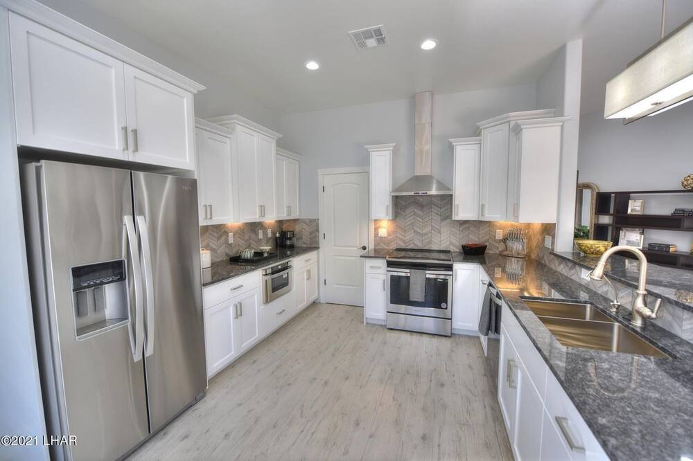 Photo of Kitchen in Parker Dam