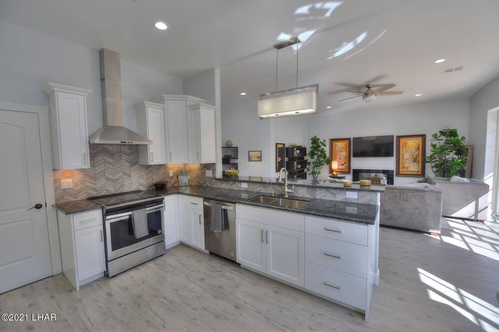 Photo of Kitchen in Parker Dam