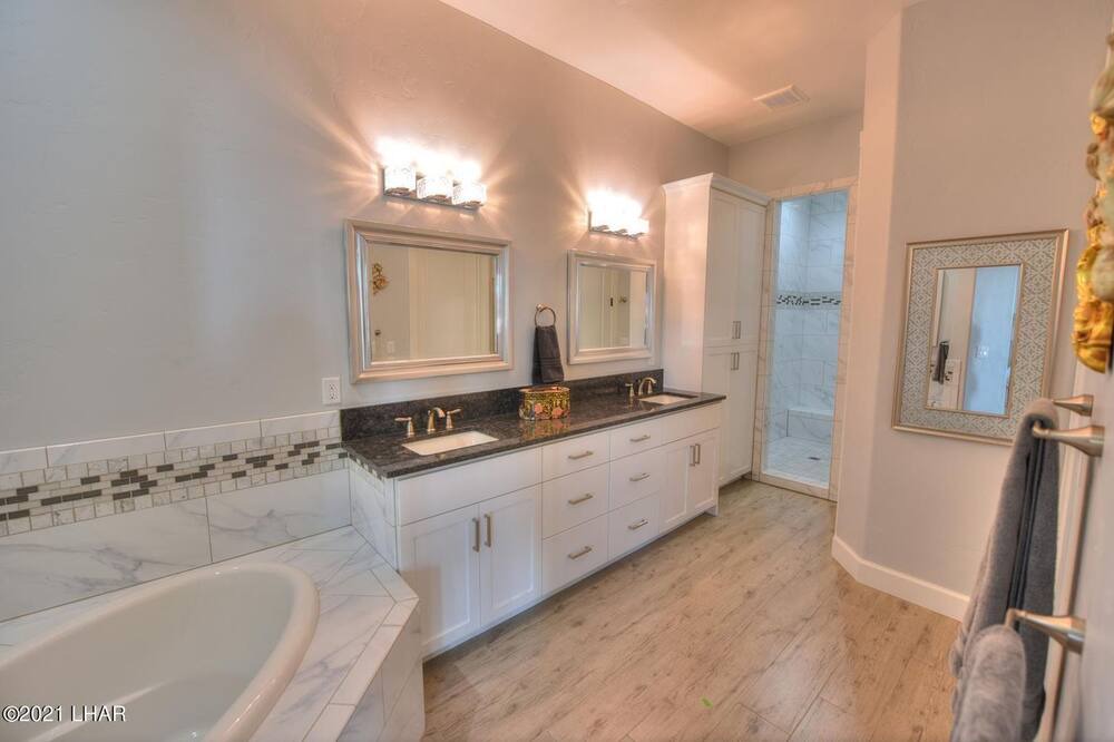 Photo of Bathroom in Parker Dam