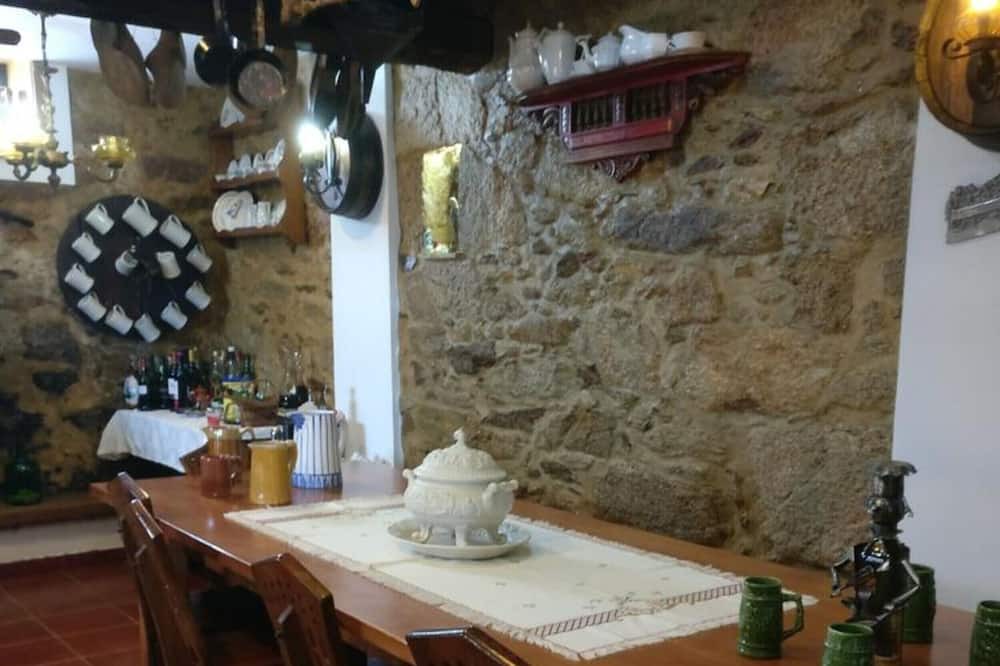 Photo of Livingroom in Sao Pedro de Casteloes