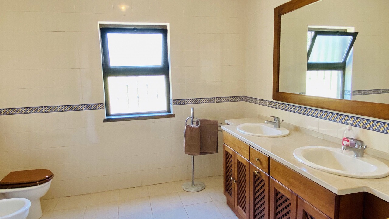 Photo of Bathroom in Quinta das Raposeiras
