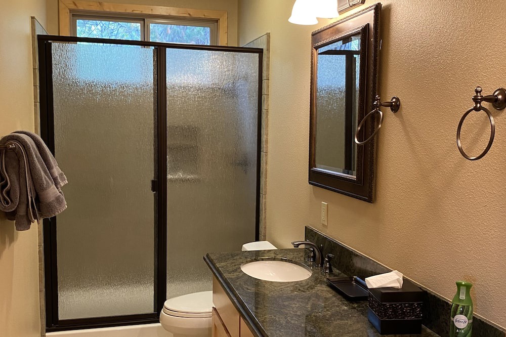 Photo of Bathroom in Forest Meadows
