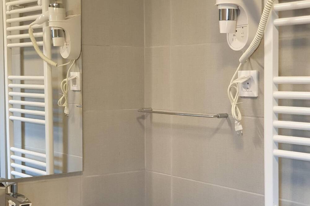 Photo of Bathroom in Covilha