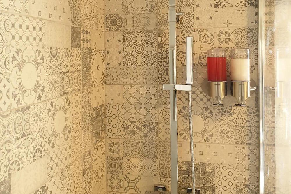 Photo of Bathroom in Covilha
