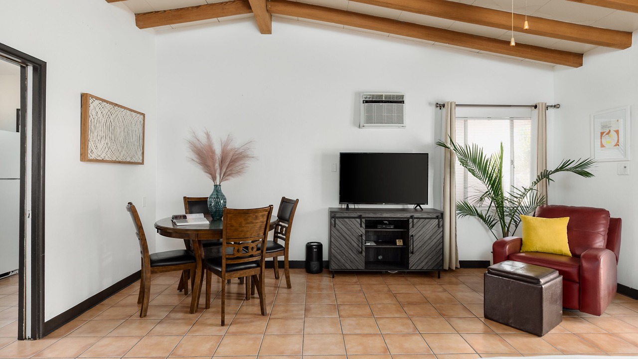 Photo of Bedroom in Tahquitz River Estates