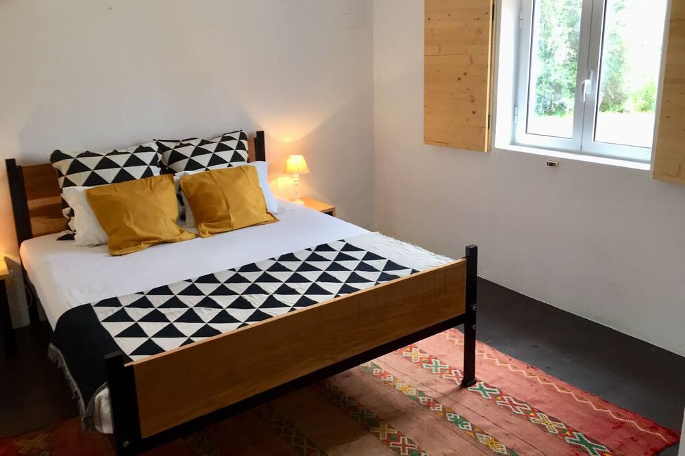 Photo of Bedroom in Santo Estevao