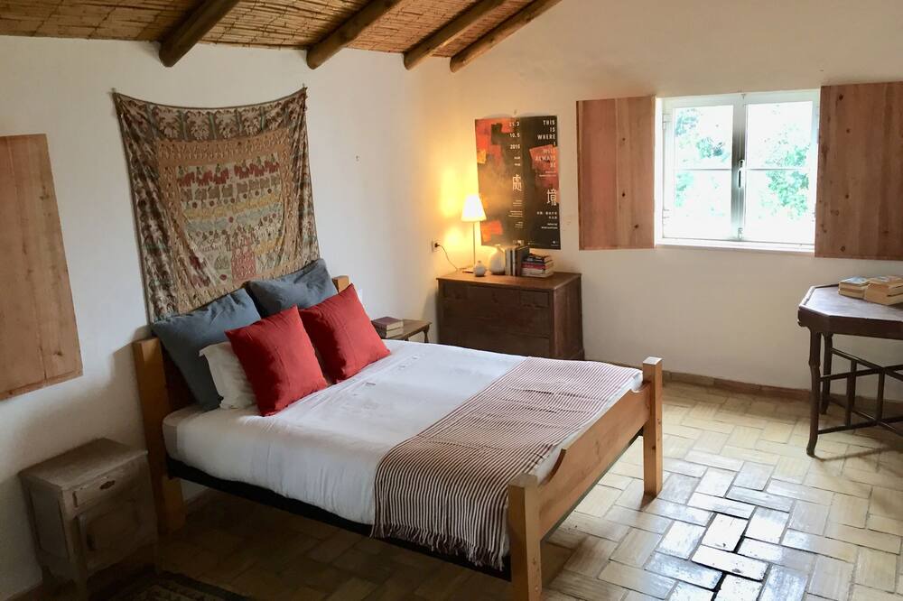 Photo of Bedroom in Santo Estevao