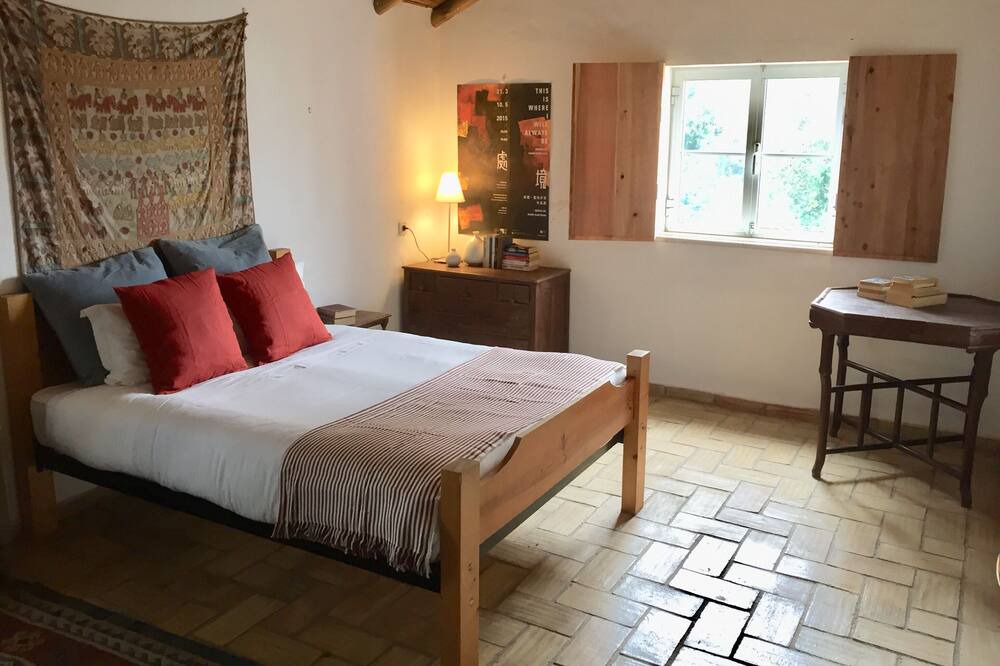 Photo of Bedroom in Santo Estevao