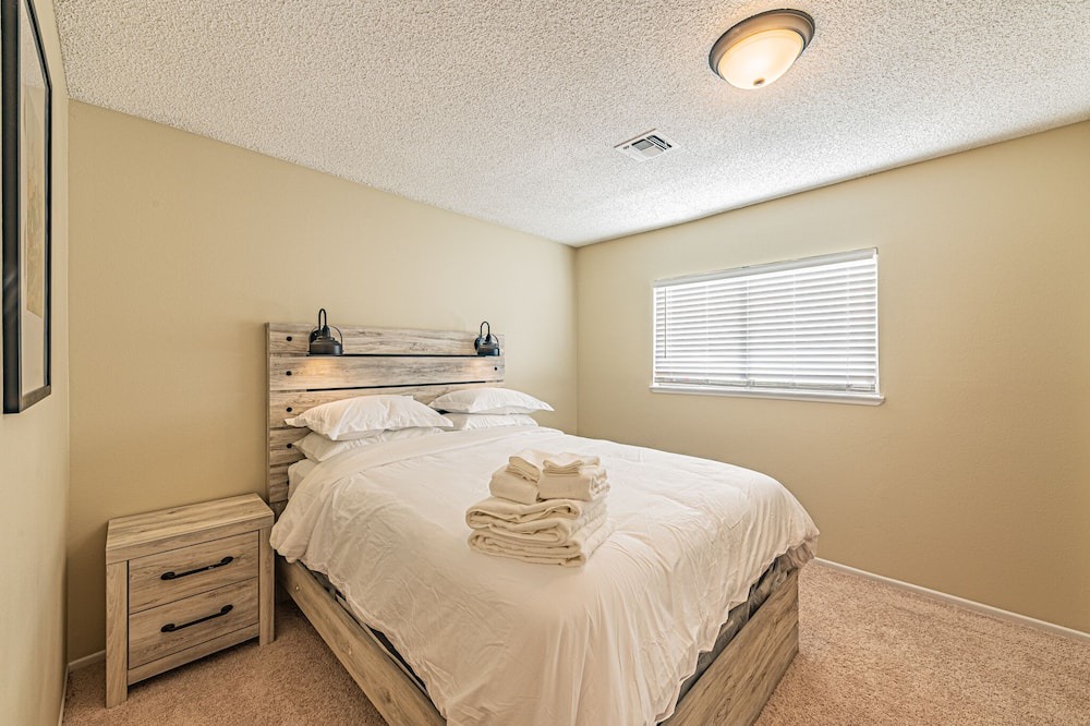 Photo of Bedroom in Rancho Oakey