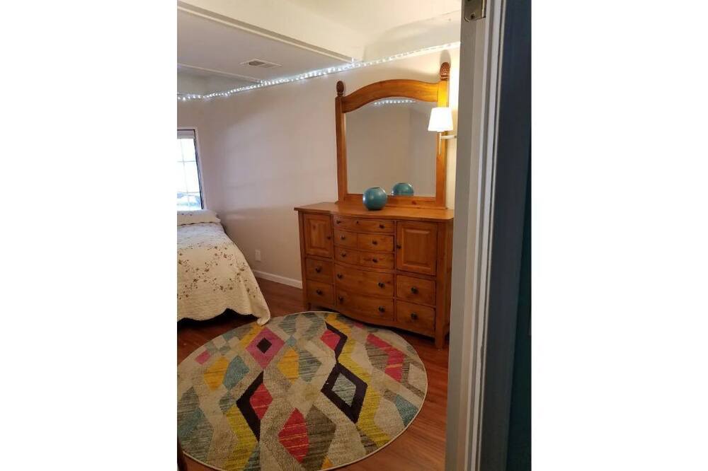 Photo of Bedroom in Pine Mountain Club