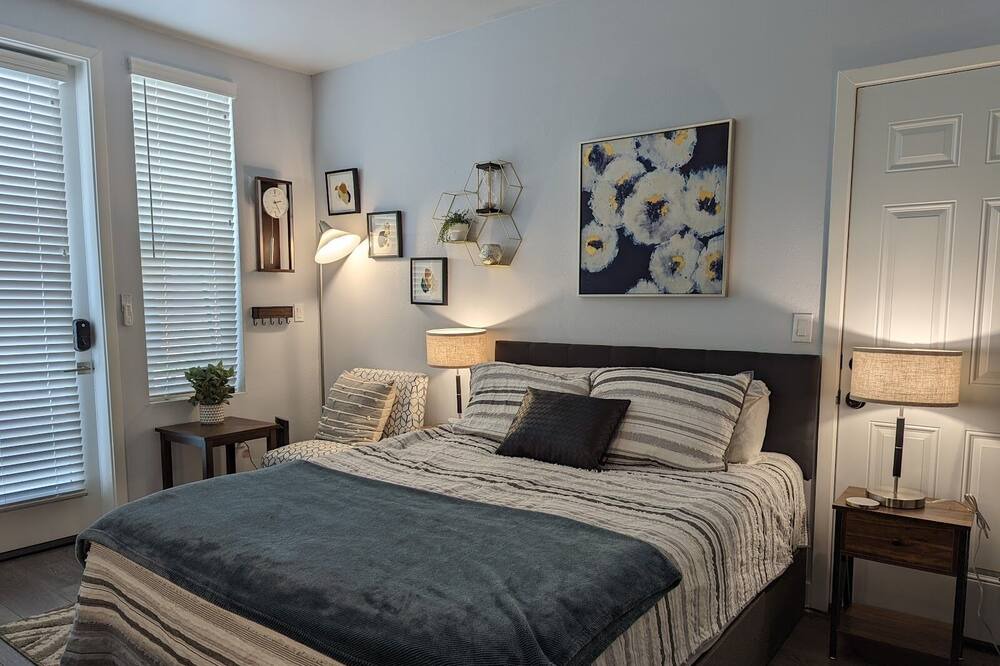 Photo of Bedroom in Santa Barbara