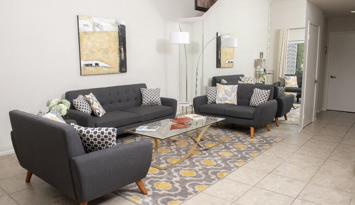 Photo of Livingroom in Cathedral City