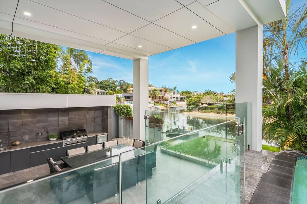 Photo of Patio Balcony in Broadbeach Waters