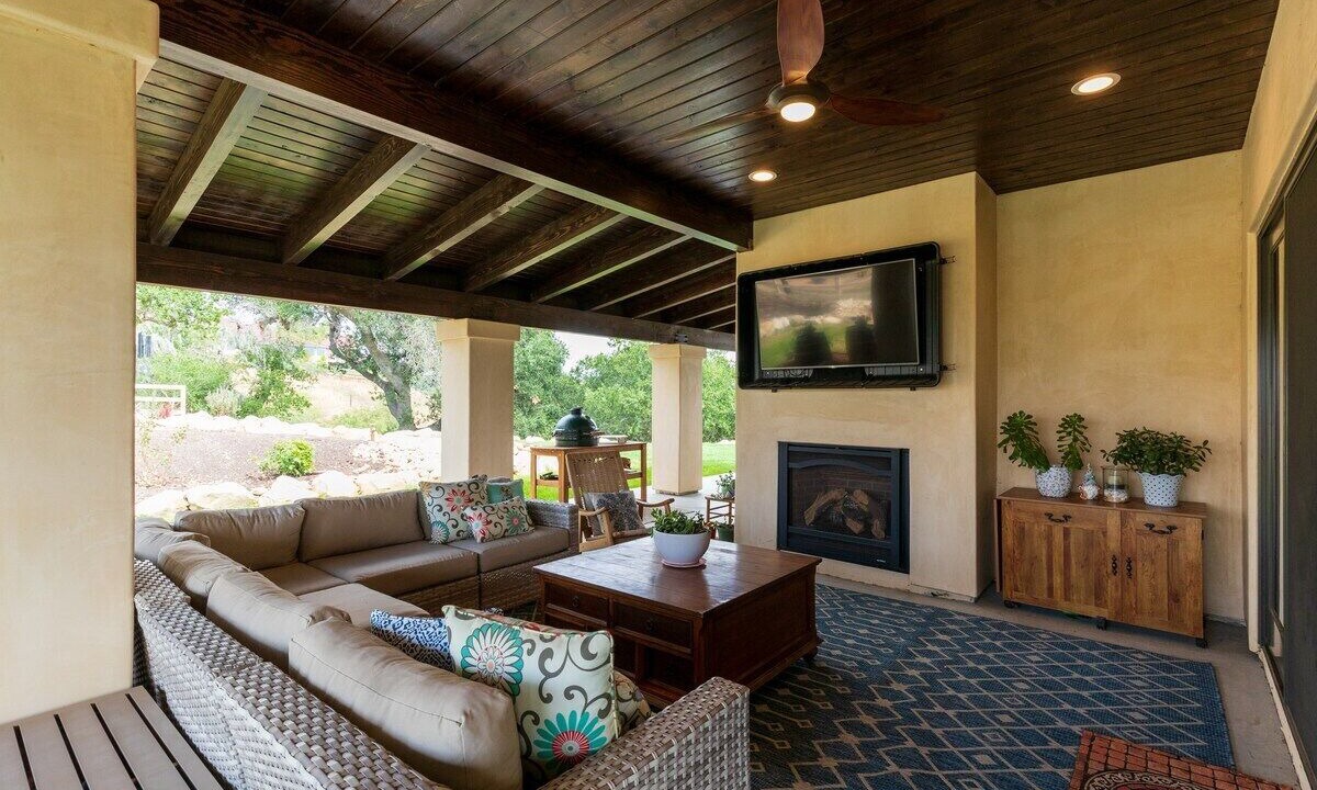 Photo of Livingroom in Santa Ynez