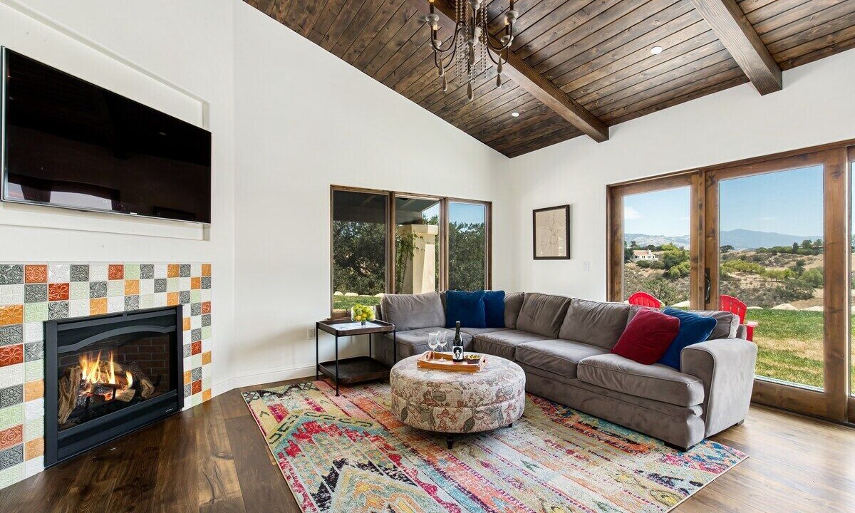 Photo of Livingroom in Santa Ynez