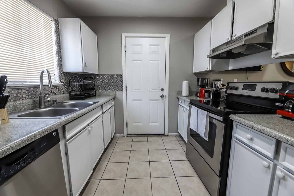 Photo of Kitchen in North Las Vegas