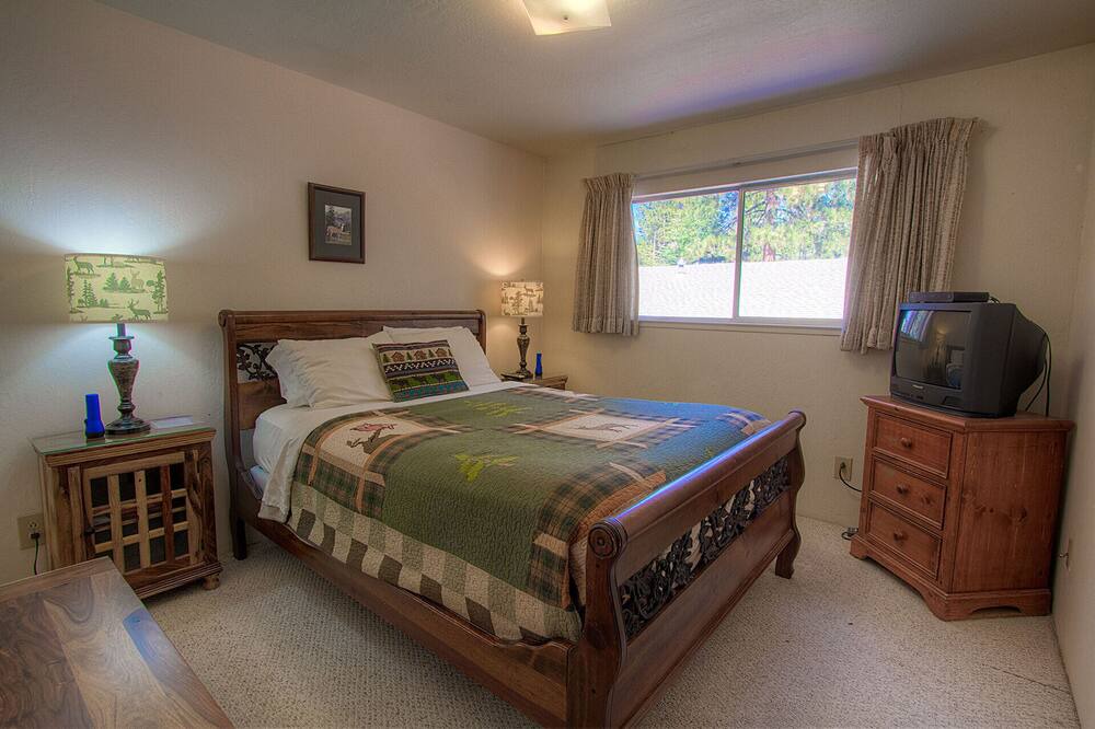 Photo of Bedroom in Lower Kingsbury