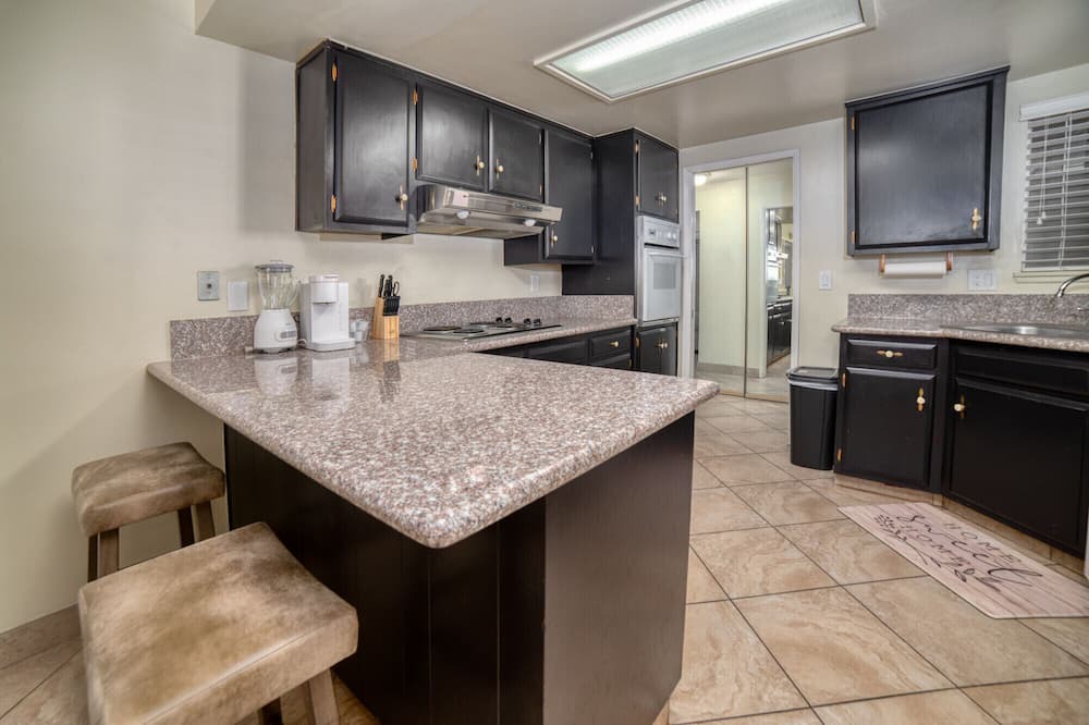 Photo of Kitchen in Rancho Oakey