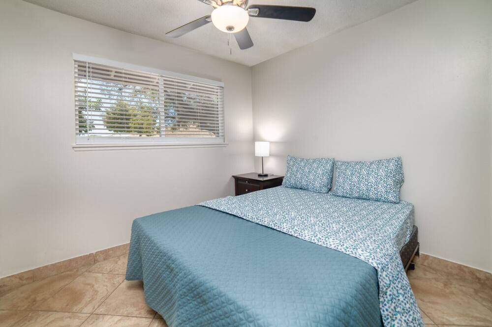 Photo of Bedroom in Rancho Oakey