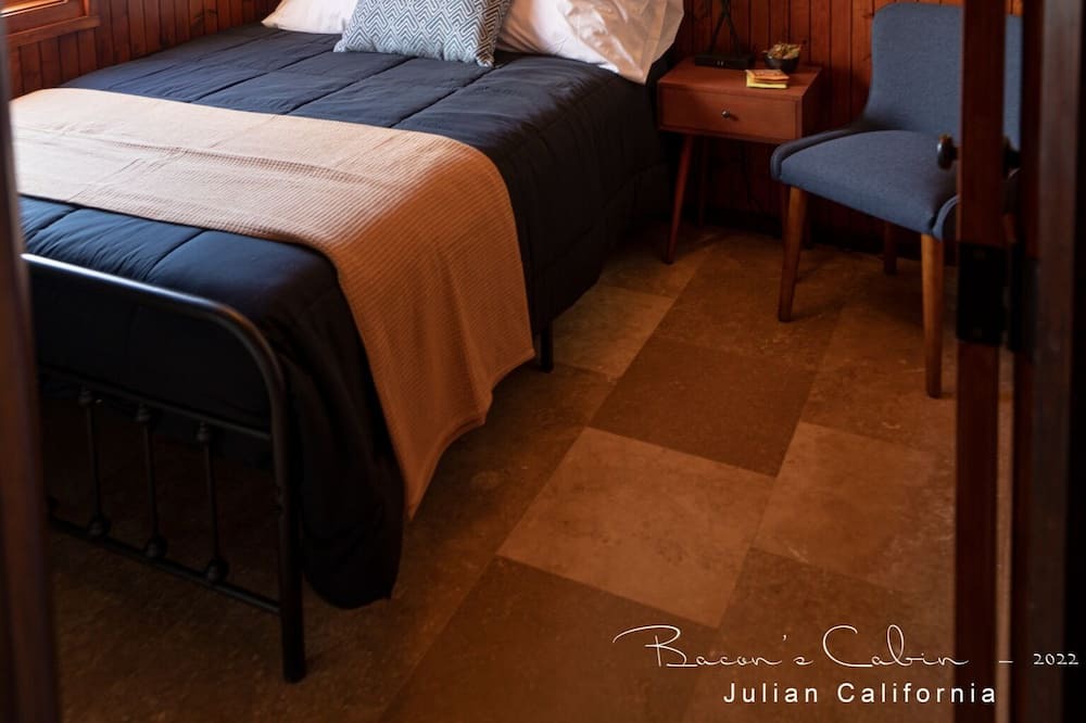 Photo of Bedroom in Julian