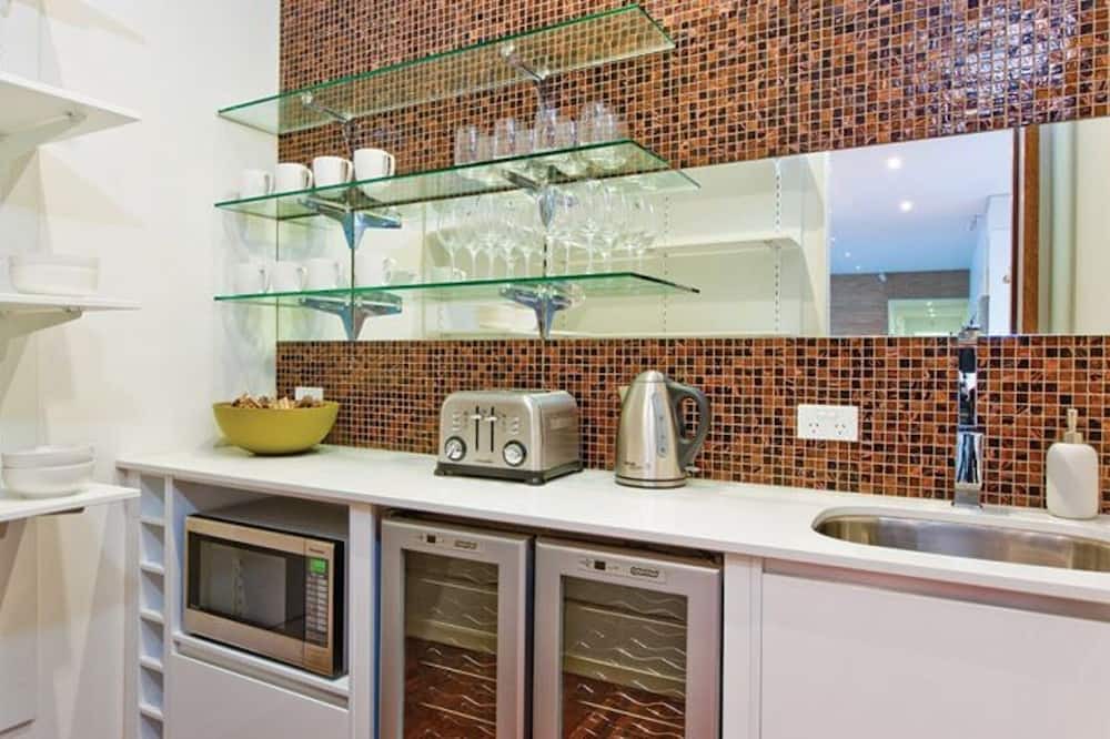 Photo of Kitchen in Tallebudgera