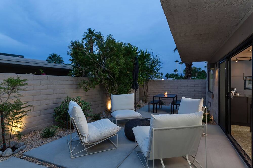 Photo of Patio Balcony in Sunrise Vista Chino
