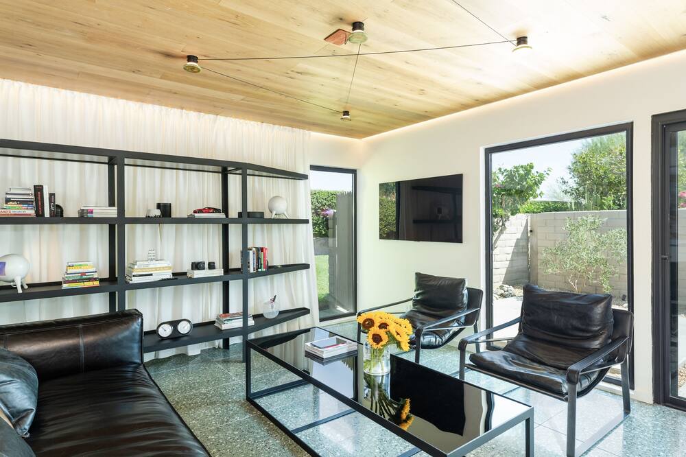 Photo of Livingroom in Sunrise Vista Chino