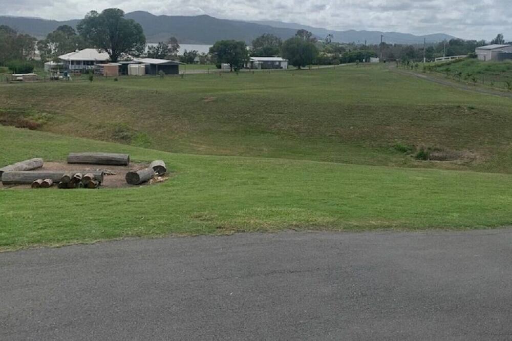 Photo of Others in Hazeldean