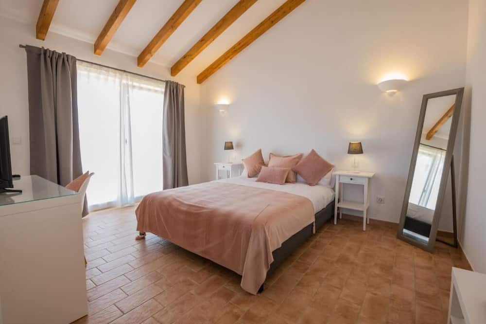 Photo of Bedroom in Santiago do Cacem