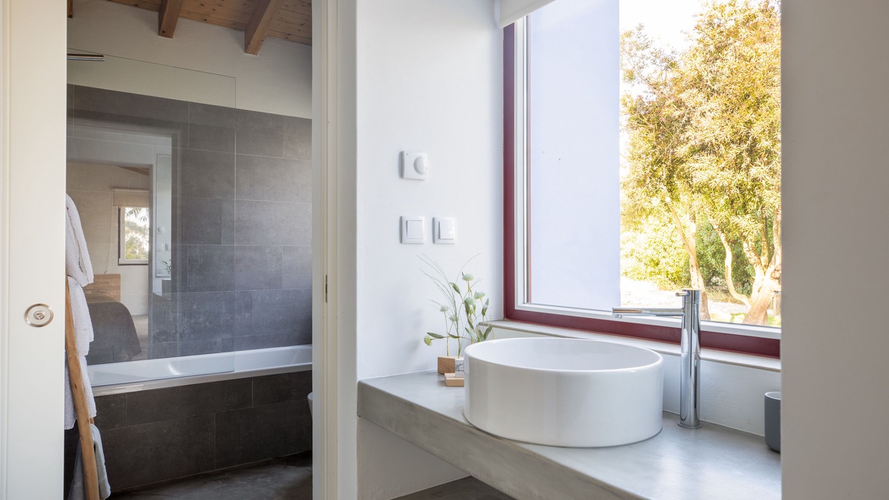 Photo of Bathroom in Sines