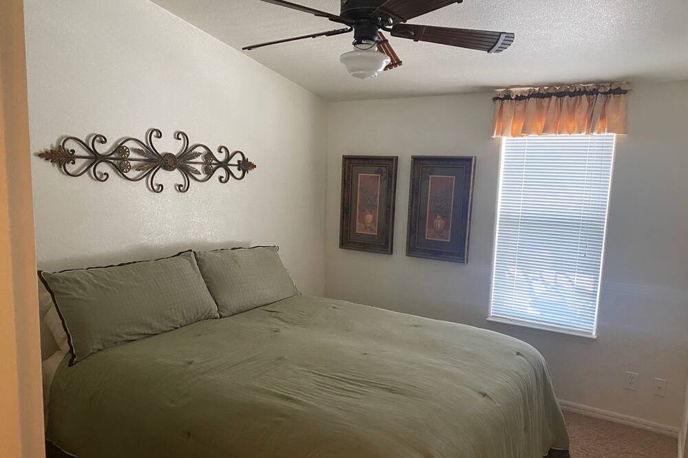Photo of Bedroom in Parker Strip
