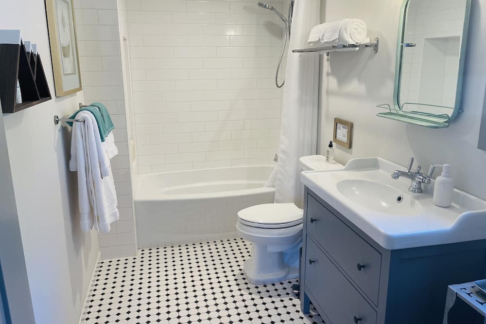 Photo of Bathroom in Julian