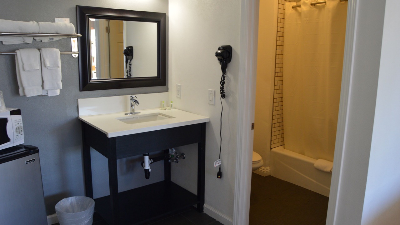Photo of Bedroom in Tahquitz River Estates