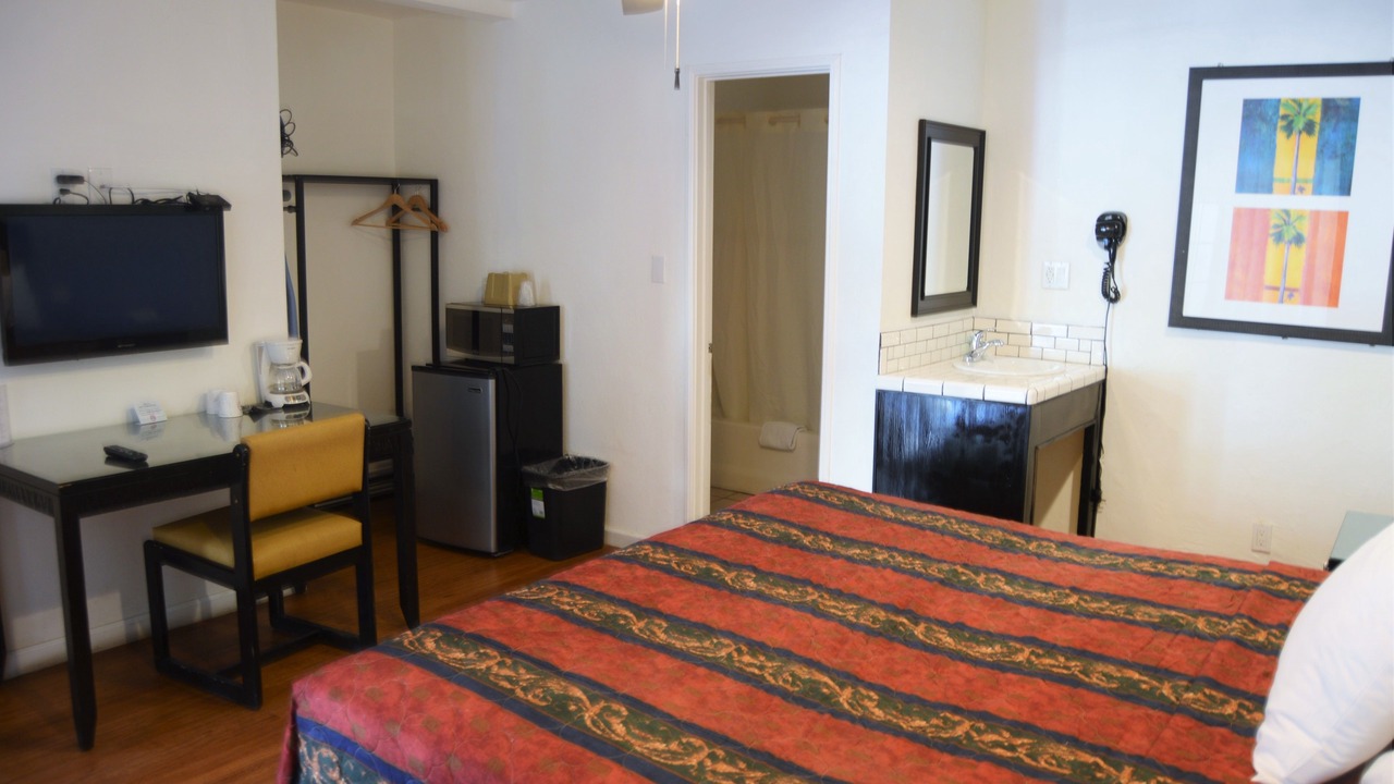 Photo of Bedroom in Tahquitz River Estates