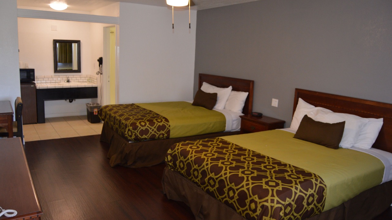 Photo of Bedroom in Tahquitz River Estates
