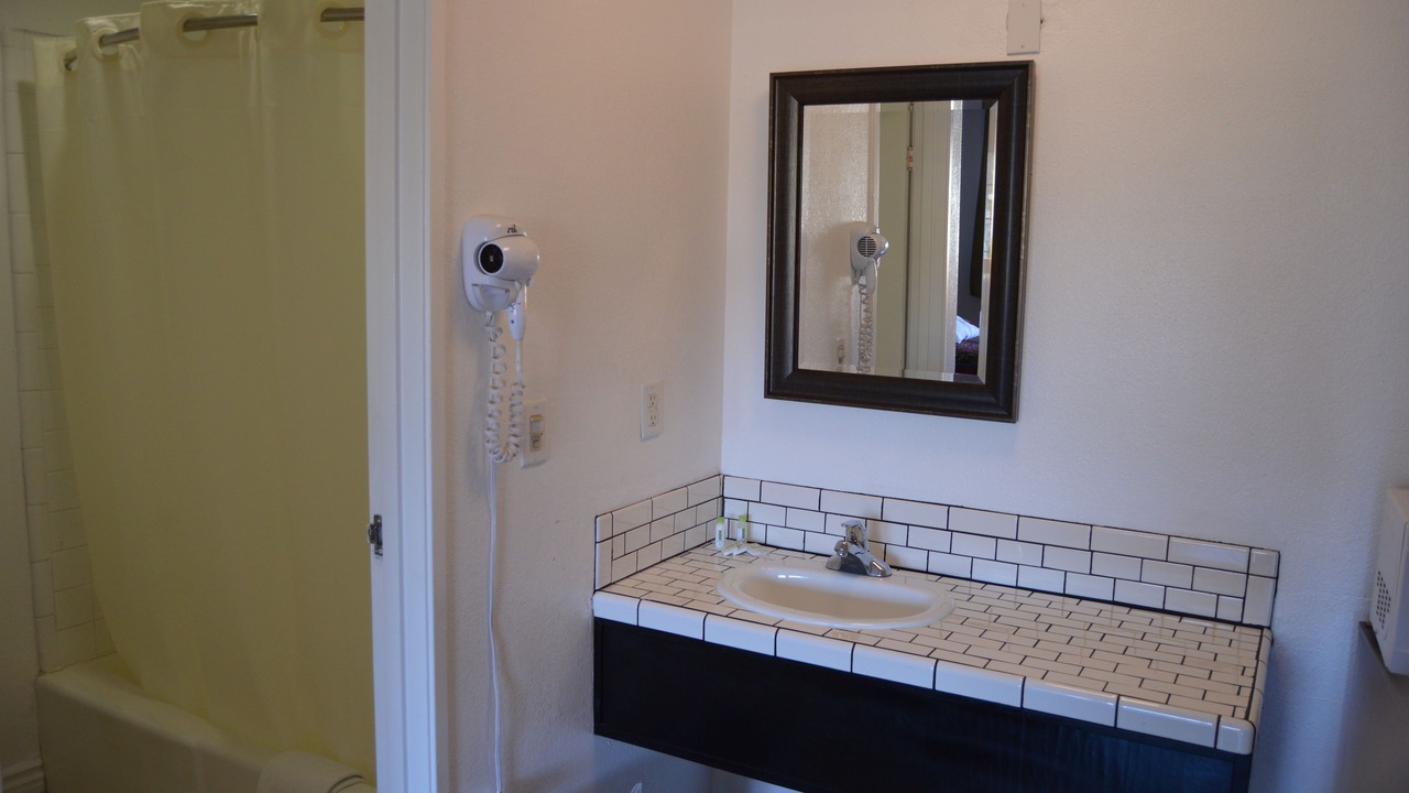 Photo of Bathroom in Tahquitz River Estates