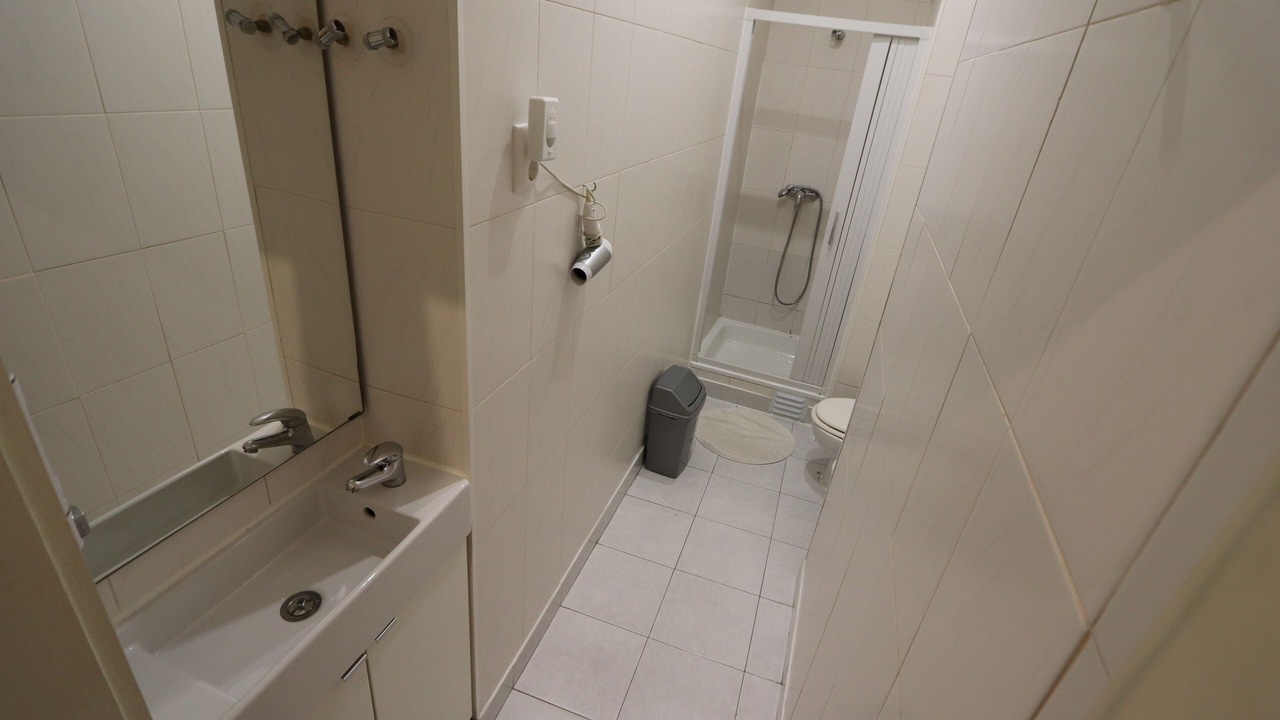 Photo of Bathroom in Baixa