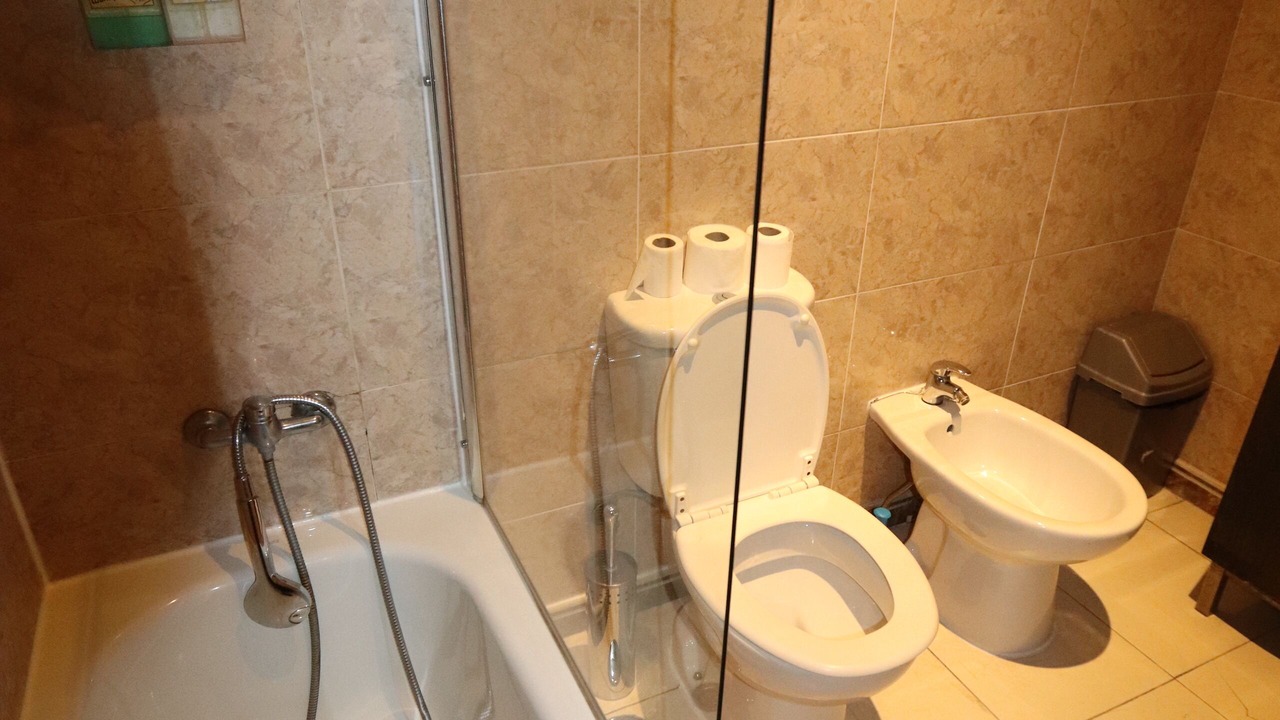 Photo of Bathroom in Baixa