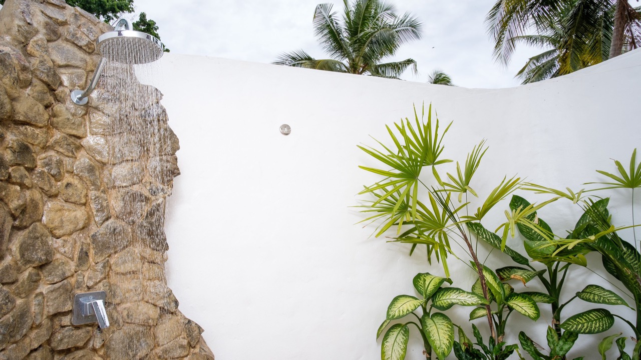 Photo of Bathroom in Malolo Island