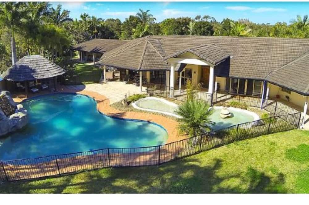 Photo of Outdoor in Helensvale